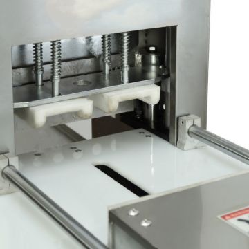 Máy thái thịt tự động Goodfor QH-02